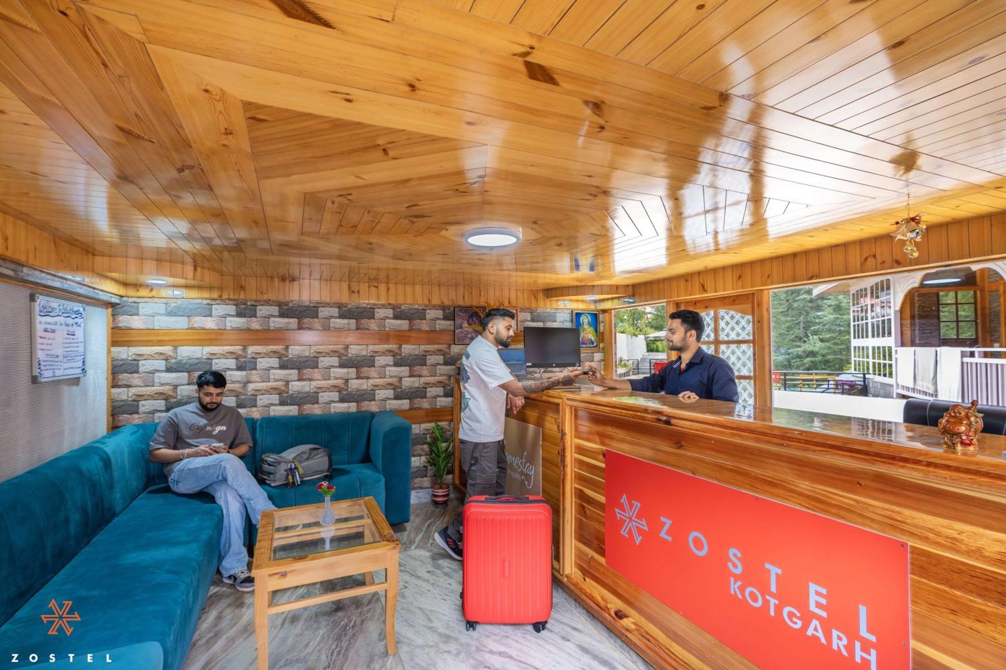 Zostel Kotgarh, Narkanda Extérieur photo